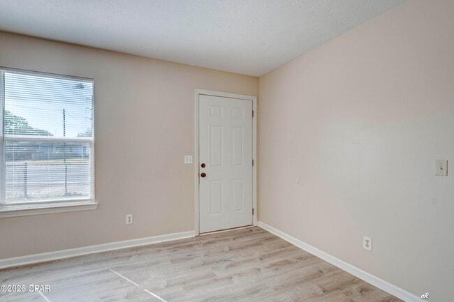 Building Photo - 3722 Burnham Way
