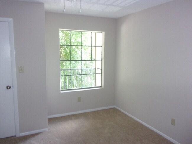 Building Photo - Afton Square #304