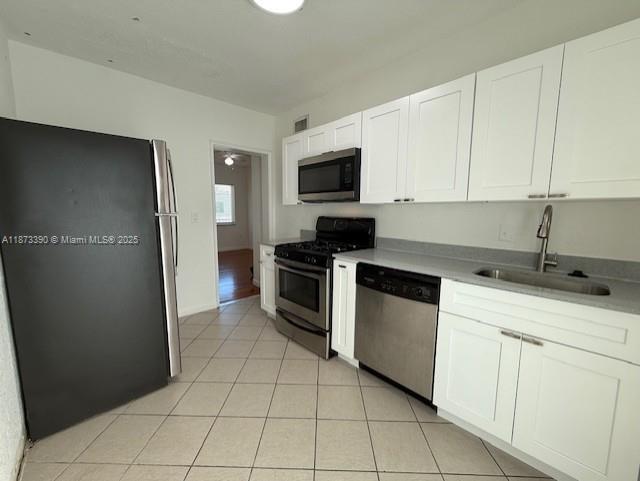 Building Photo - 7207 Bay Dr