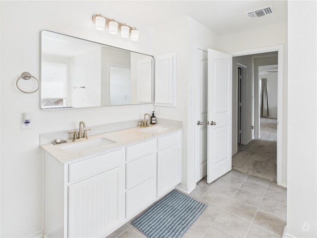 Building Photo - 8107 Philbrook Dr
