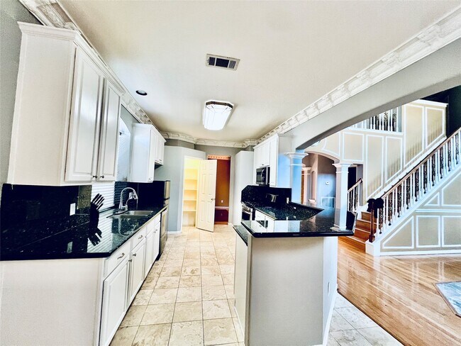 Building Photo - 13006 Turnbridge Trail