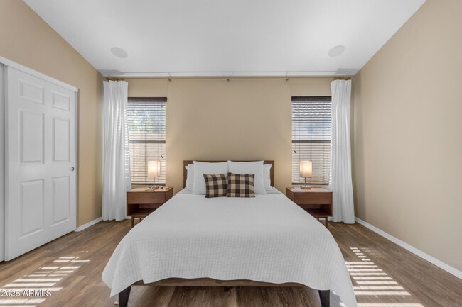 Building Photo - 1823 W Remington Dr