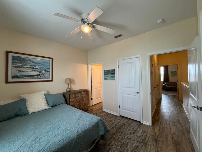 Building Photo - 15128 Dory Dr