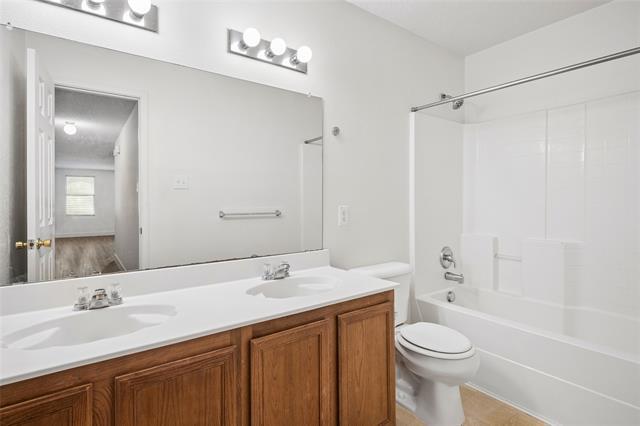 Building Photo - 5404 Pandale Valley Dr