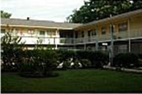 Primary Photo - Colonial Arms