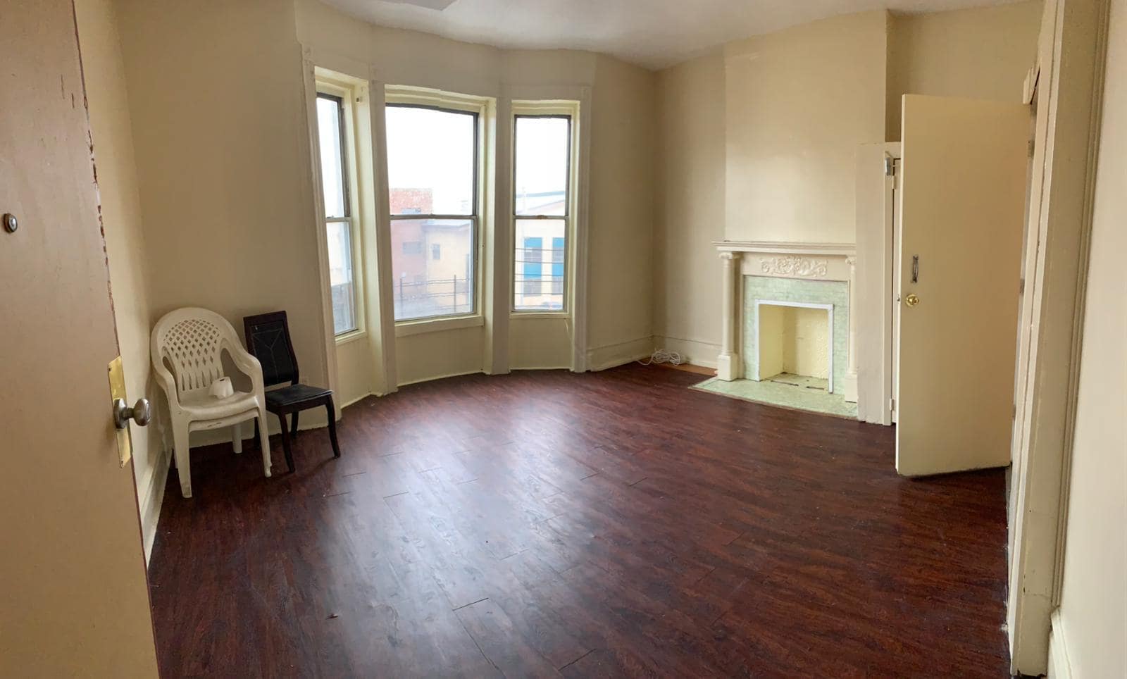 Living Room - 105 Roseville Ave