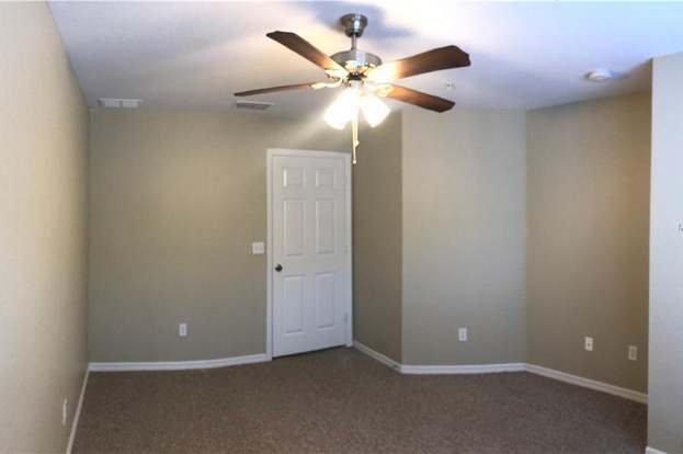 Building Photo - 4012 Santa Maria Dr
