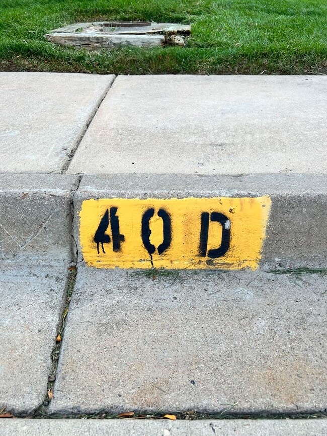 Building Photo - Fully Furnished 1 Bed 1 Bath Unit Available NOW!