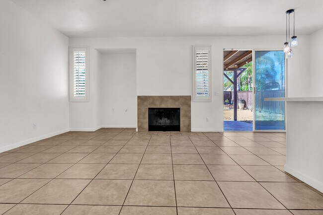 Building Photo - 26819 Rancho Serena St