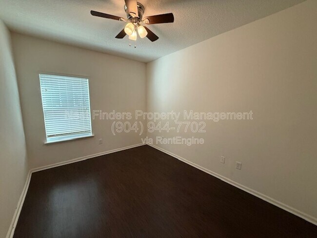 Building Photo - 4990 Key Lime Dr