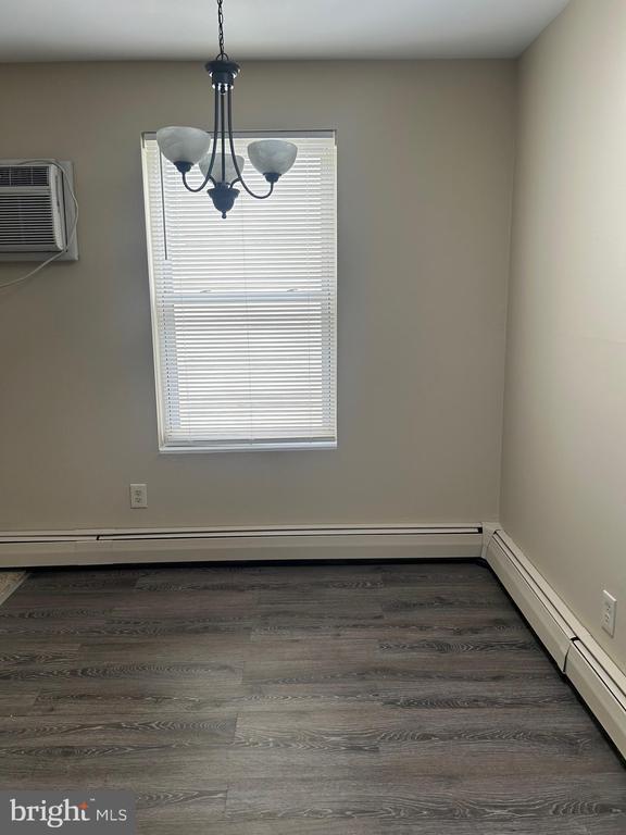 Building Photo - 504 Cinnaminson Ave