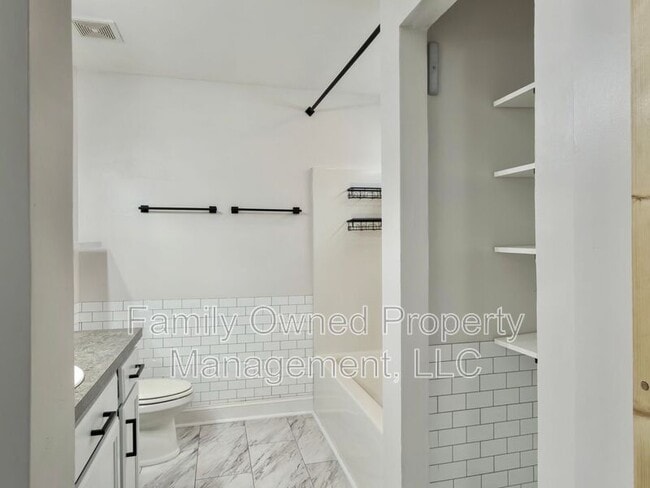 Building Photo - 351 Salkahatchie St