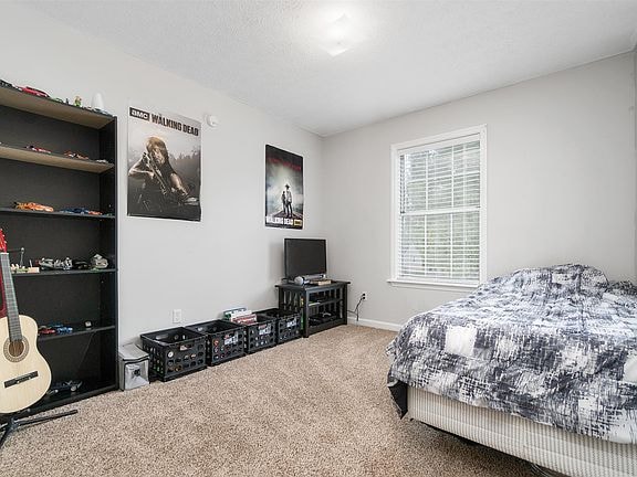 Building Photo - 793 Summer Hill Ln