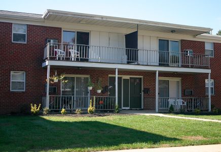 Primary Photo - Yorkshire Apartments
