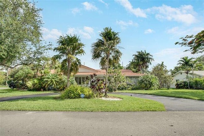 Building Photo - 7775 SW 145th St