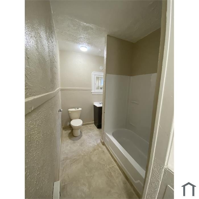 Building Photo - 15000 Euclid Ave