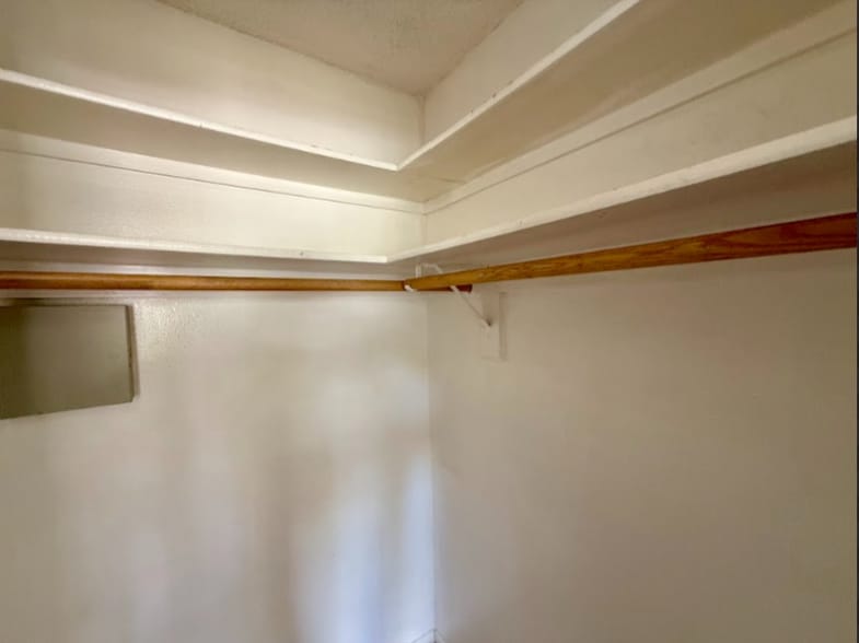 Building Photo - 10346 Arbor Ridge Trail