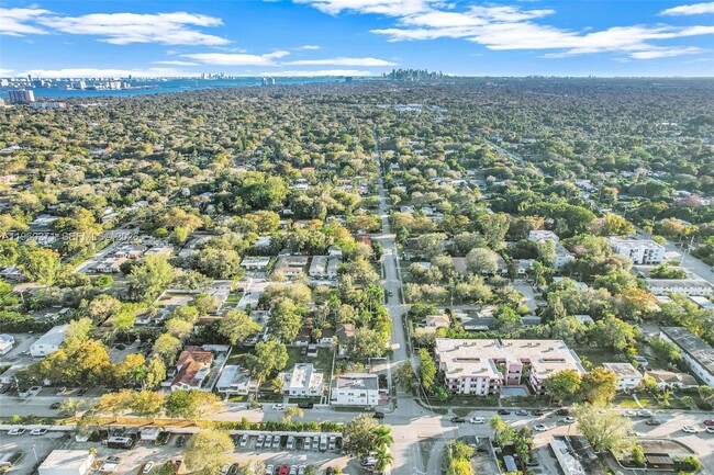 Building Photo - 12287 NE 7th Ave