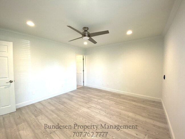 Building Photo - 1702 Algol Ct