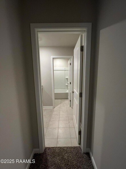 Building Photo - 129 Abbeywood Ct