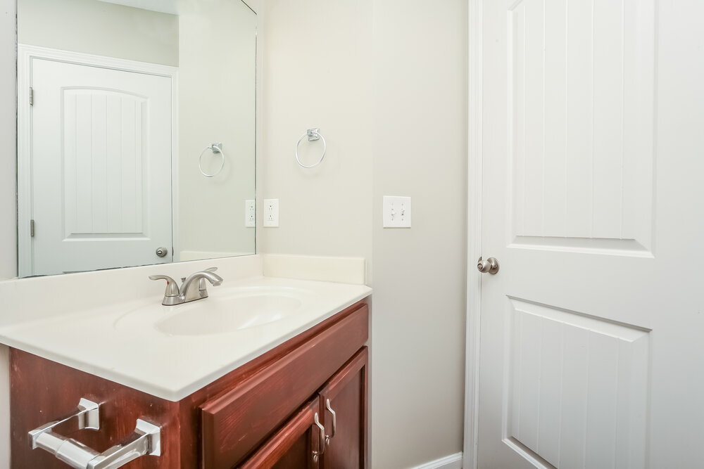 Building Photo - 2943 Hollicom Dr