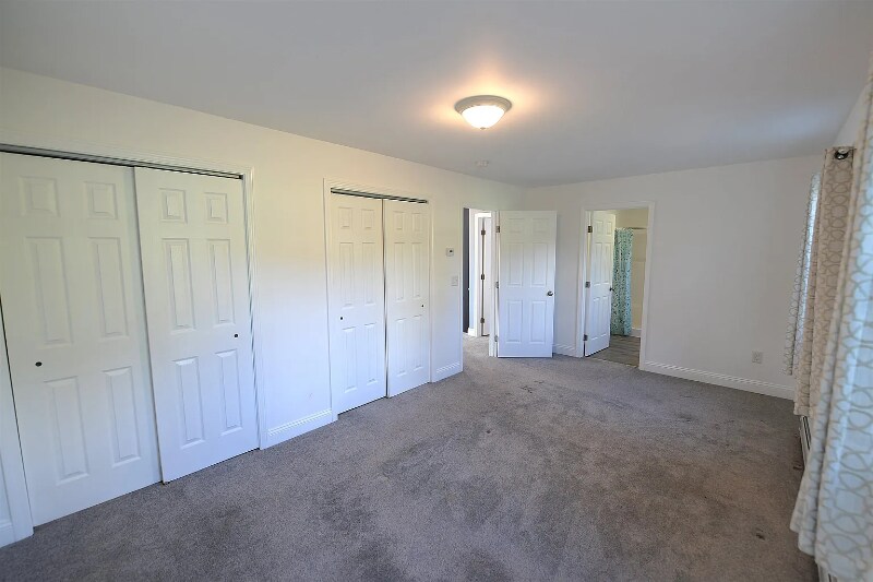Building Photo - 55 Apple Blossom Rd