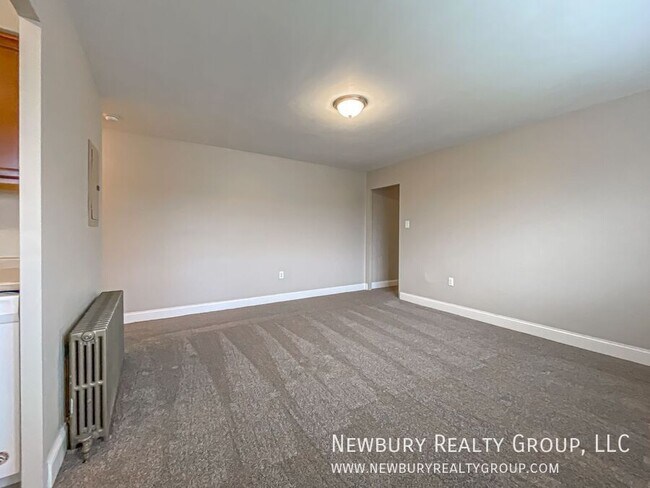 Building Photo - 104 W Steuben St