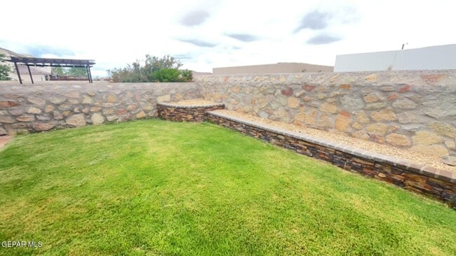 Building Photo - 405 Saltford Pl