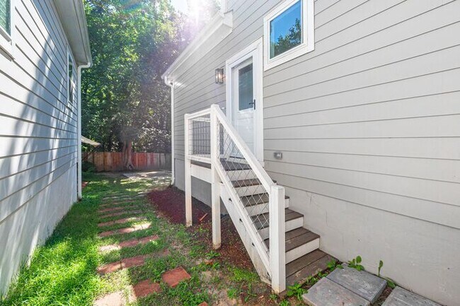 Building Photo - 303B Truce Street, Durham NC  27703