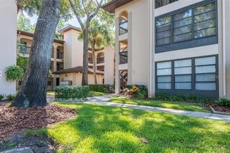 Building Photo - 3399 Mermoor Dr