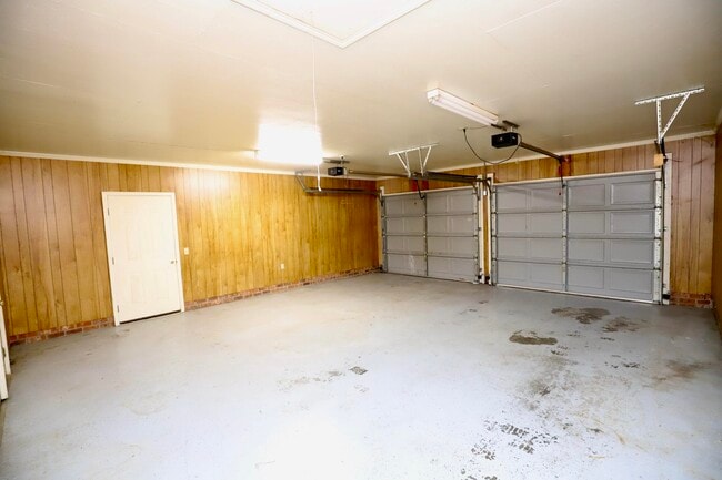 Building Photo - 1450 Morris Way Dr