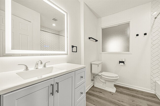 Building Photo - 2131 Counter Point Dr