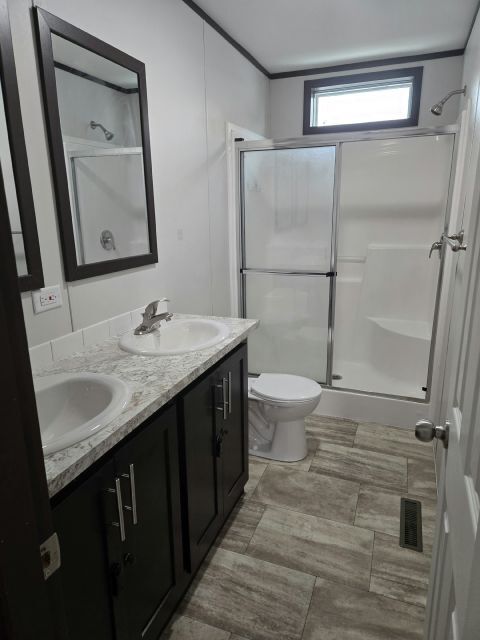 Building Photo - 107 Skyline Dr