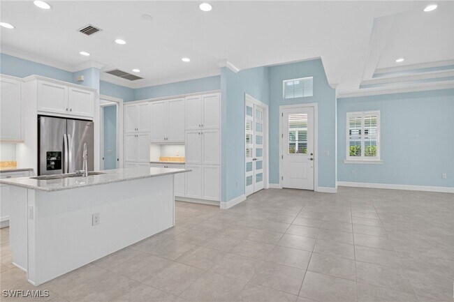 Building Photo - 8813 Yucatan Ct