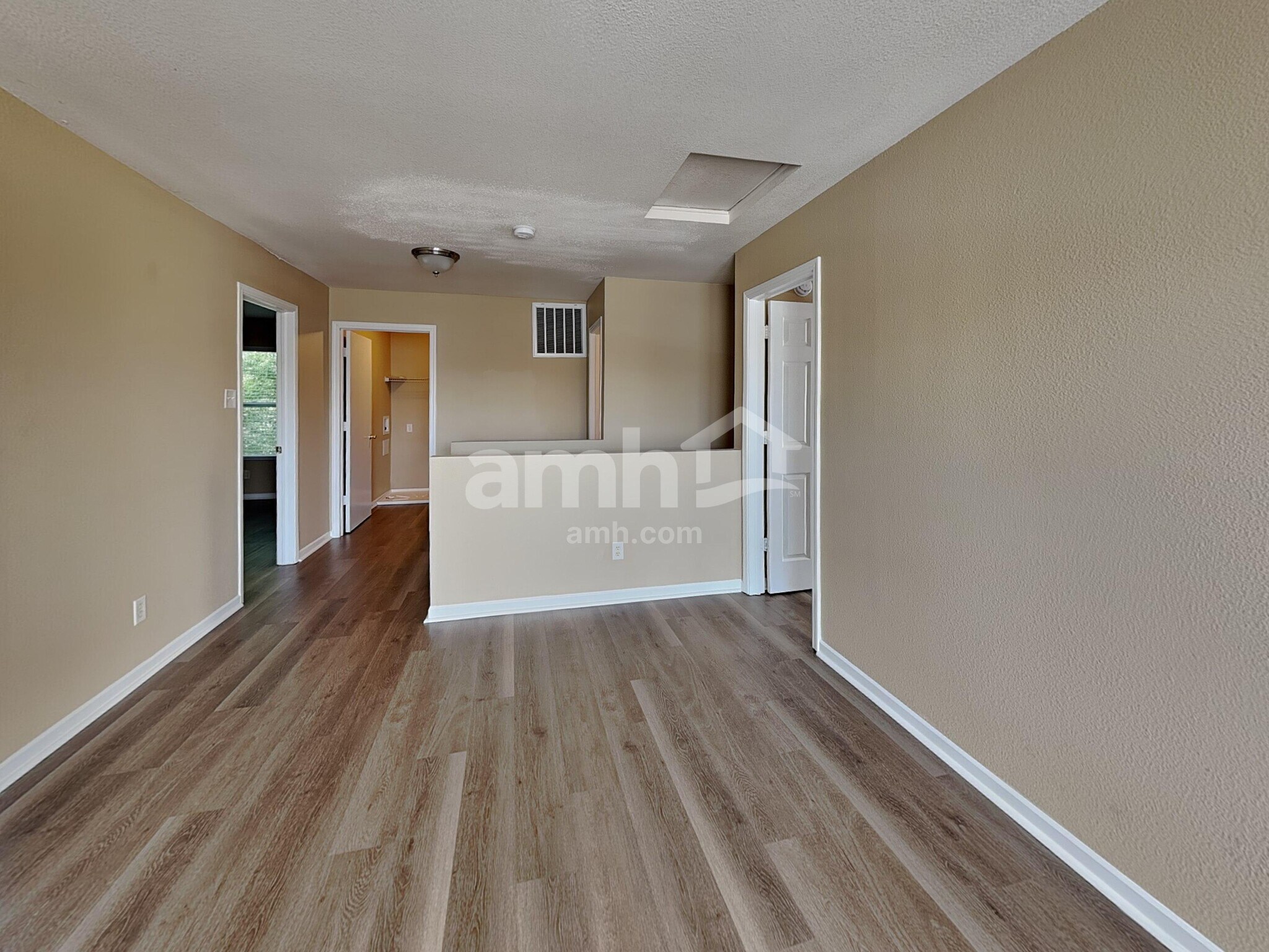Building Photo - 1624 Wagner Dr