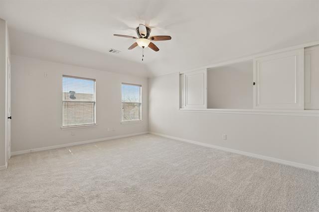 Building Photo - 400 Crossbill Ln