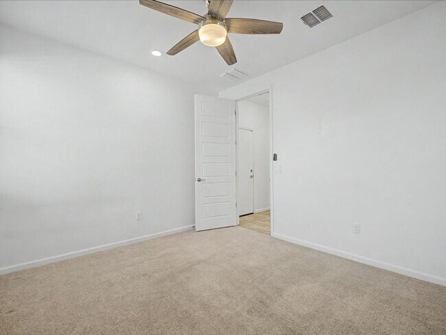 Building Photo - Spacious 4-Bedroom Home in Rocking K with Modern Finishes & Resort-Style Community Amenities!