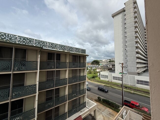 Building Photo - 785 Kinau St