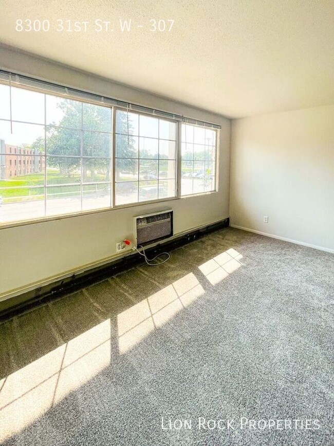 Building Photo - 8300 W 31st St