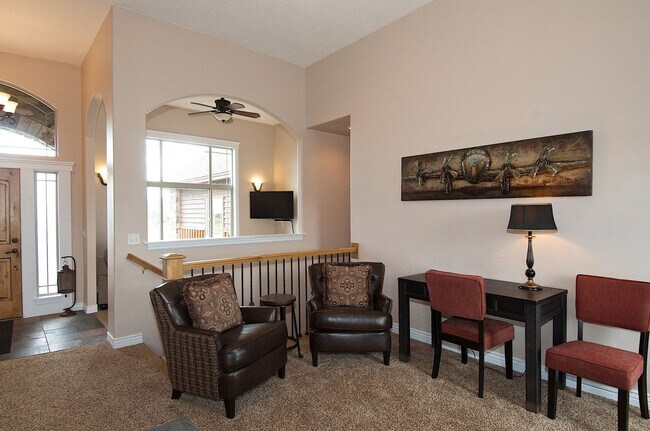 Building Photo - 125 Sagewood Dr