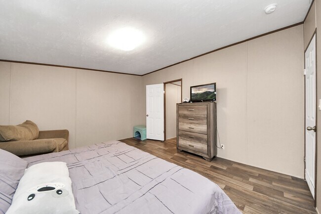 Building Photo - 1416 Rd 5601