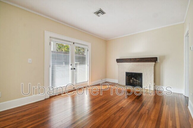 Building Photo - 1114 2nd St N
