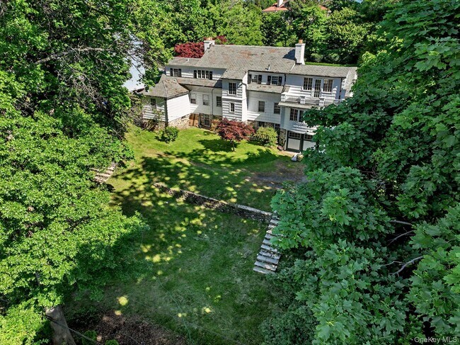 Building Photo - 53 Cortlandt Ave