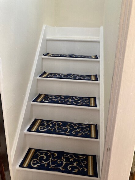 going up to attic - 890 Lancaster St