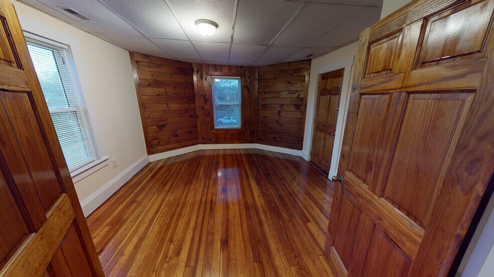 Building Photo - 19 Studley Ave