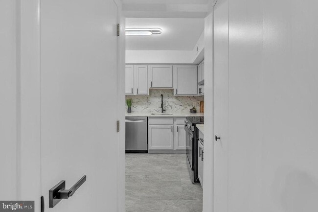 Building Photo - 201 Timber Creek Rd