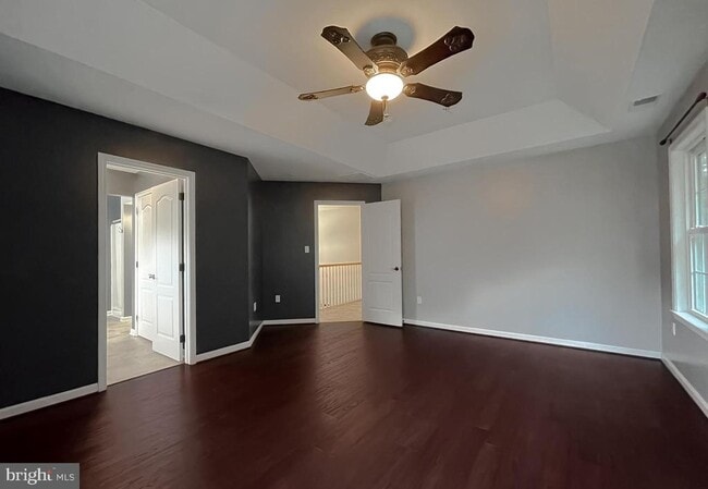 Building Photo - 46230 Sylvan Ct
