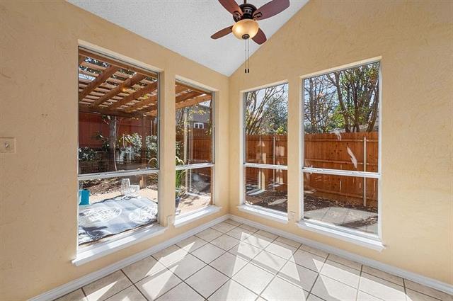 Building Photo - 1080 Winding Creek W Dr
