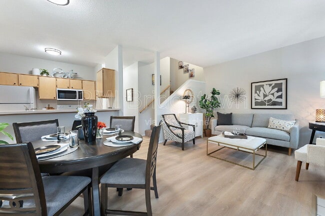 Building Photo - 2026 Virginia Ln