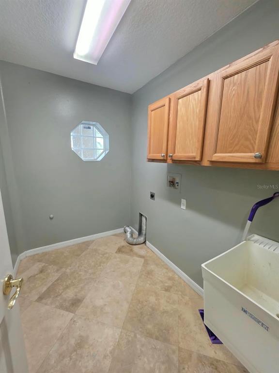 Building Photo - 14710 Cableshire Way
